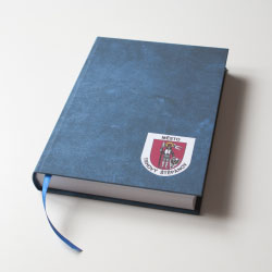 velmi výrazný diář pro Daletth, vyráběn ještě spolu s blokem